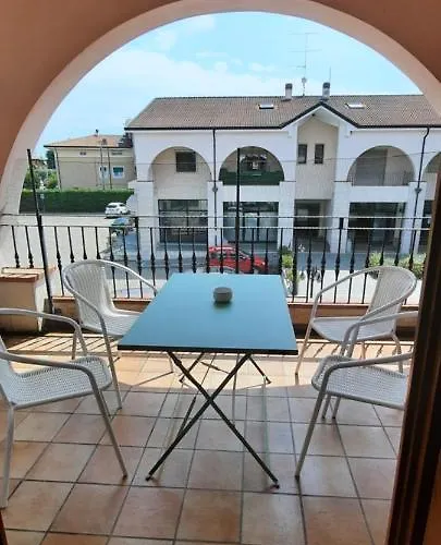 Zen Zero Holidays Apartman *