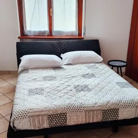 Zen Zero Holidays * كاستلْنْيوفو ديل غارد